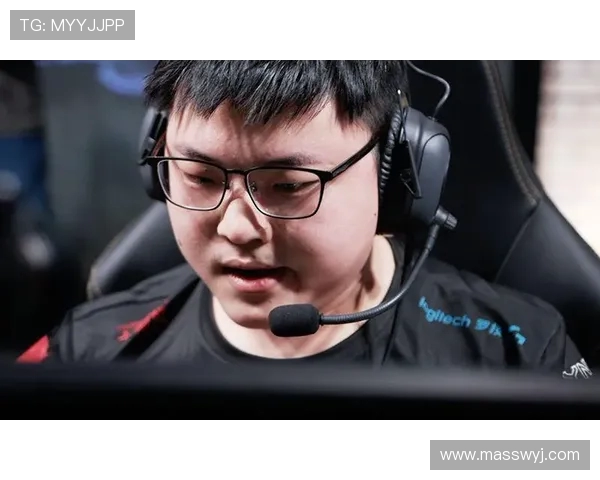 CSGO深度分析：探讨RNG战队选手的个人技术与战术素养